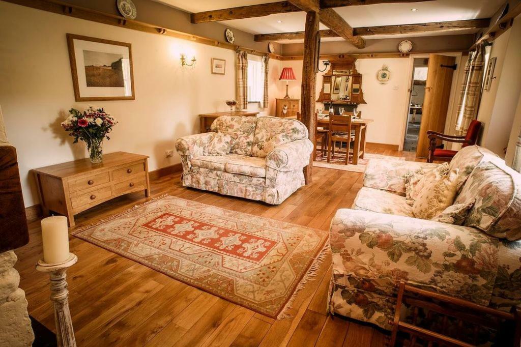 Charming Welsh Cottage Johnston Exterior foto